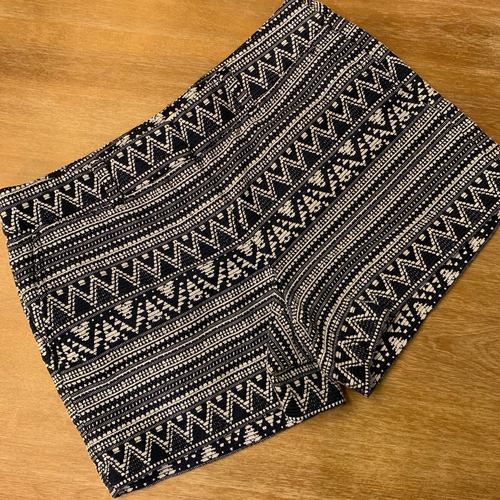 LOFT Navy Woven Print Shorts 4
